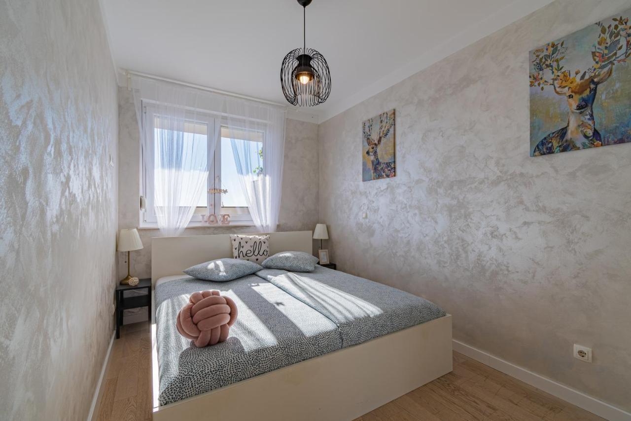 Flexible Selfcheckins 30 - Zagreb - Garage - Electric Vehicle Ccharger - Big Loggia - New - Apartments Repinc 30 Eksteriør billede